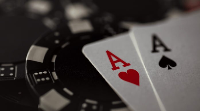 Koleksi permainan unggulan di platform j200m termasuk slot, live dealer, dan sportsbook